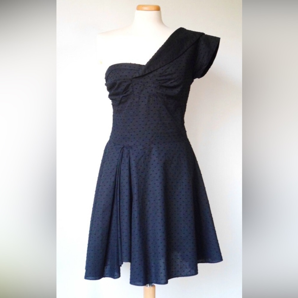 Kate Moss Topshop Asymmetrical one shoulder Black Cotton Swiss Dot dress size 6
